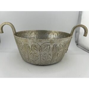 Vintage‎ Trade Continental Hand Wrought Silver Sawtooth Edge Twin Handled Bowl